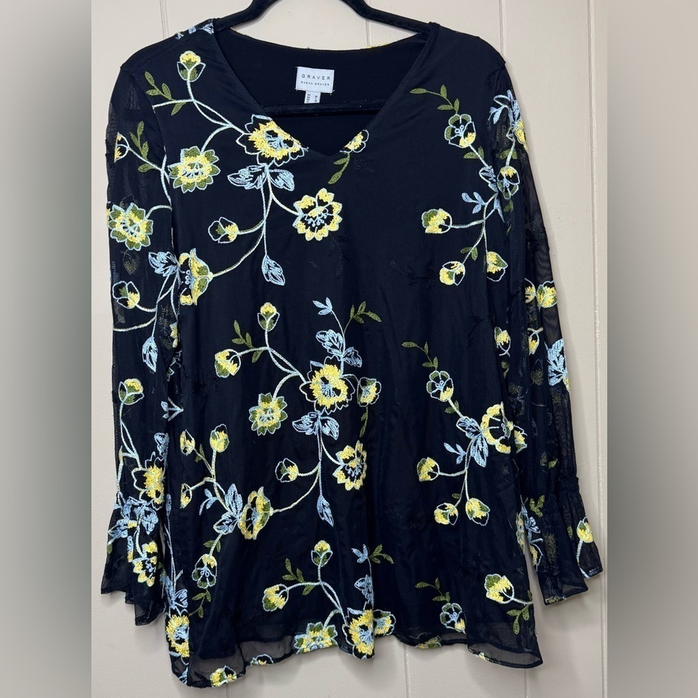 Susan Graver Embroidered Floral Mesh Overlay Women's Blouse Medium